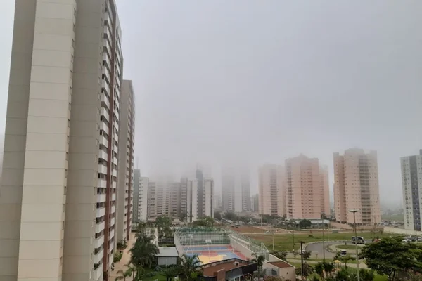 Águas Claras acorda com nevoeiro. Veja como será o fim de semana