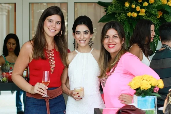 Stephanie Nemeth, Mayra Sarkis e Ana Carolina Lopes Stephanie Nemeth, Mayra Sarkis e Ana Carolina Lopes