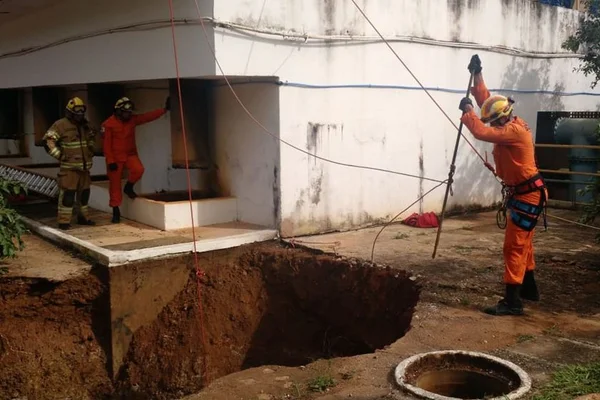 Operário é soterrado em obra na divisa de Goiás com o DF