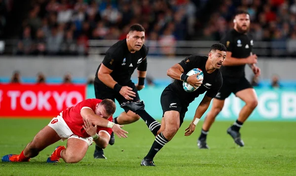 Jogador quase fica nu em disputa da Copa do Mundo de Rugby