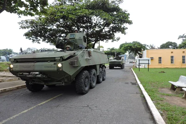 Marinha publica edital com 960 vagas para fuzileiro naval