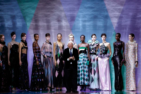 Quem era o estilista Giorgio Armani, que morreu aos 91 anos - Metrópoles