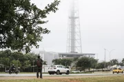 O céu de Brasília amanheceu tomado por uma forte neblina