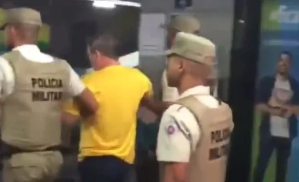 Homem preso Salvador racismo