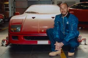 Lewis Hamilton posa com Vini Jr., mas ignora Virginia e gera reações - imagem 6 Lewis Hamilton posa com Vini Jr., mas ignora Virginia e gera reações - imagem 6