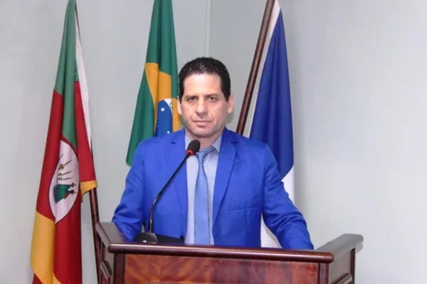 Vereador de Canela (RS) sugere “pulverizar” álcool em gel na cidade