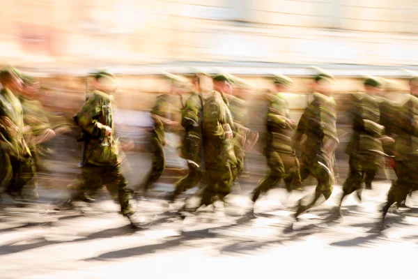 imagem colorida de soldados, militares, exército finlandês
