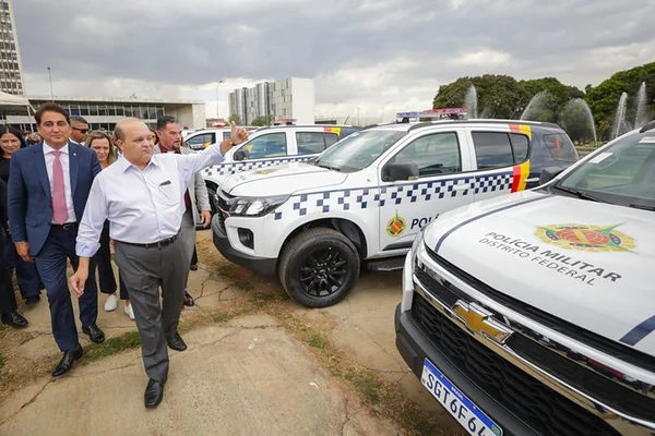 Ibaneis entrega 85 novas viaturas para a PMDF