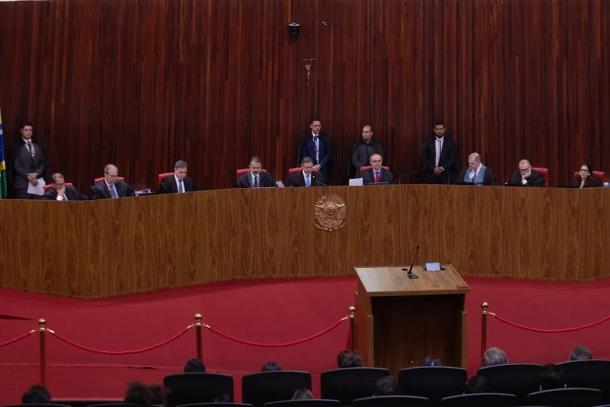 TSE decidiu anular os votos de Garotinho ao governo do RJ TSE decidiu anular os votos de Garotinho ao governo do RJ