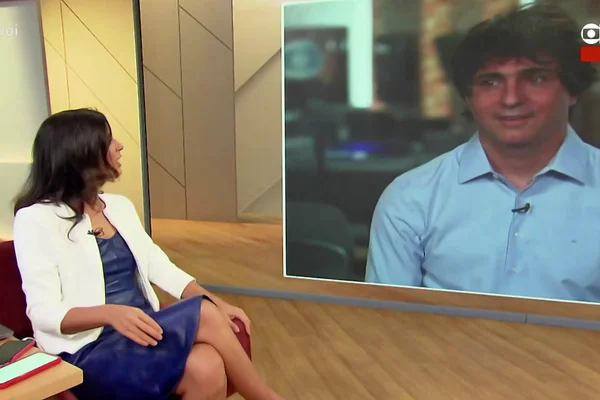 Andréia Sadi e Guga Chacra no programa Estúdio I, da GloboNews