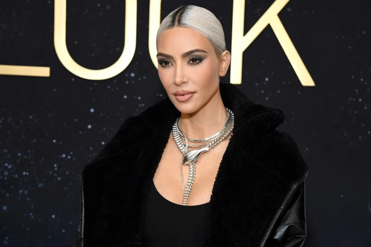 Kim Kardashian revela diagnostico de doença que causou morte do pai - imagem 5 Kim Kardashian revela diagnostico de doença que causou morte do pai - imagem 5