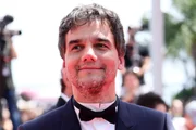 CANNES, FRANCE - MAY 18: Wagner Moura attends the "O Agente Secreto" (L'Agent Secret/The Secret Agent) red carpet at the 78th annual Cannes Film Festival at Palais des Festivals on May 18, 2025 in Cannes, France. (Photo by Andreas Rentz/Getty Images)