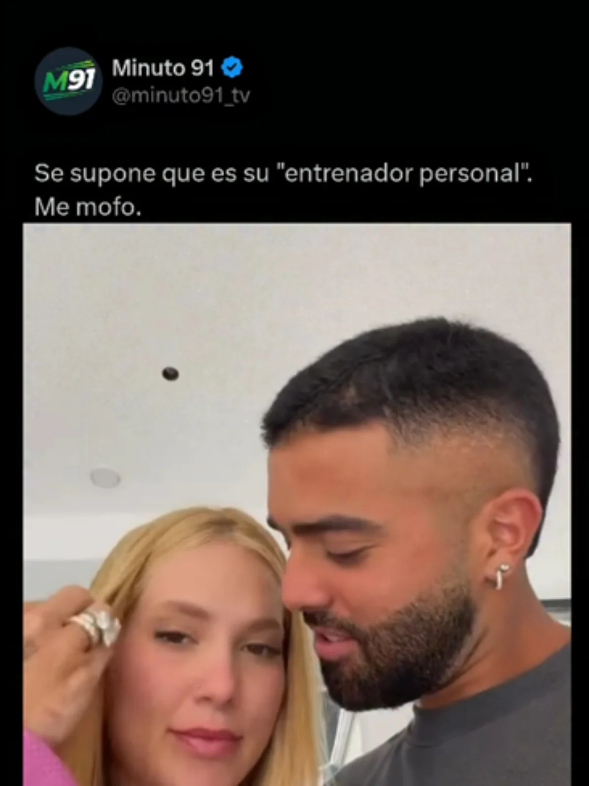 Página espanhola repercutiu vídeo de Virginia com o melhor amigo, Hebert Gomes. Página espanhola repercutiu vídeo de Virginia com o melhor amigo, Hebert Gomes.