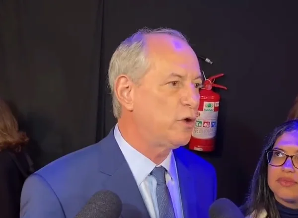 Ciro sobre quem foi pior no debate, Lula ou Bolsonaro: “Vale morrer?”