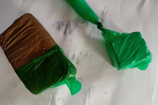 Mulher é detida com maconha nas partes íntimas, em Caldas Novas