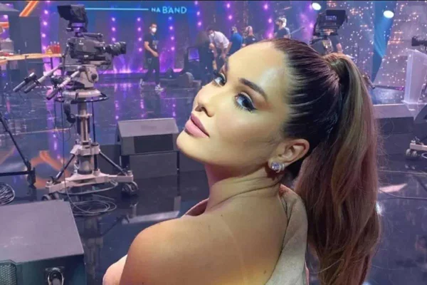 Foto colorida da dançarina Gabriela Baltazar-Metrópoles