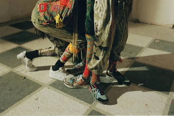 Arte do século 18 inspira a 2ª collab Asics Tiger x Vivienne Westwood