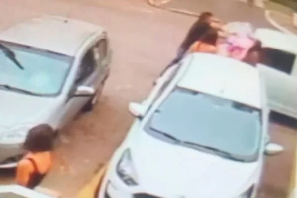 À PCDF, motorista de app diz que não chegou a agredir passageira por balões