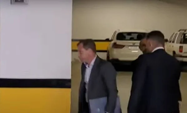 Cid: juiz do próprio TSE era informante sobre o paradeiro de Moraes - destaque galeria