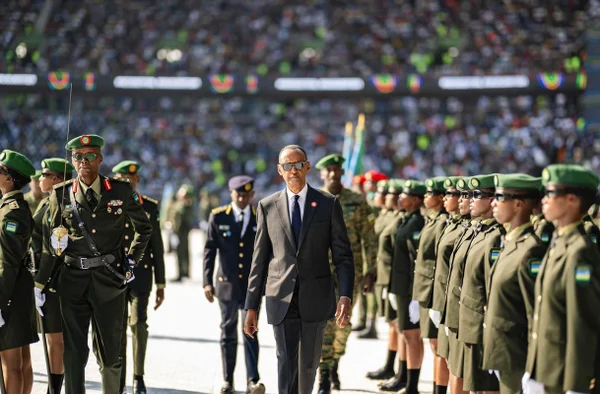 Imagem colorida mostra presidente de Ruanda, Paul Kagame - Metrópoles