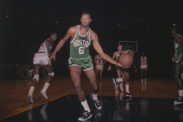 NBA vai aposentar número 6 para homenagear lenda Bill Russell