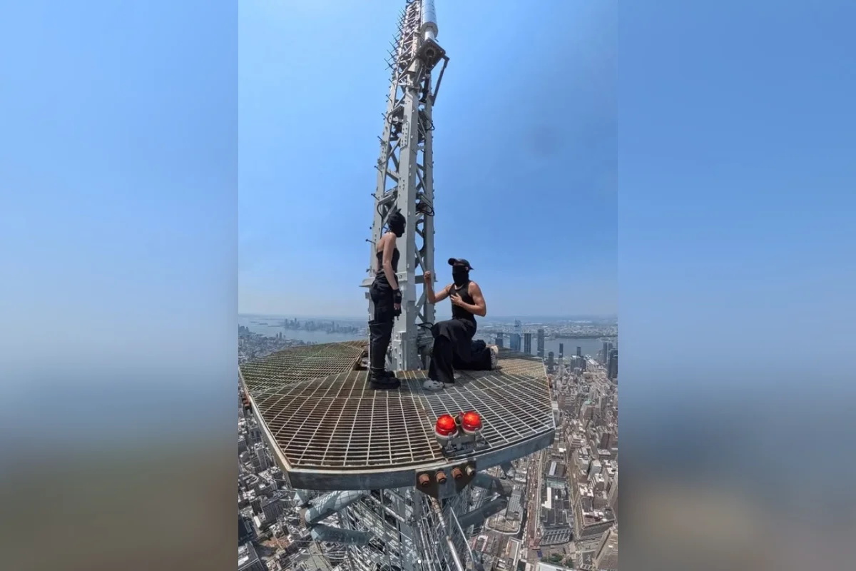 Pedido de casamento no topo do Empire State chama atenção em Nova York - imagem 1 Pedido de casamento no topo do Empire State chama atenção em Nova York - imagem 1