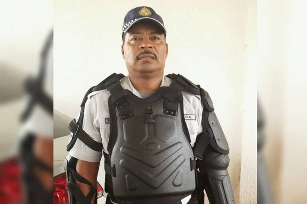Policial Morto
