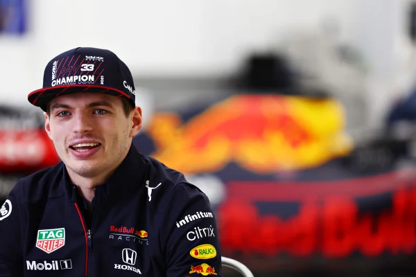 Chefe da RBR teme comportamento de Verstappen longe de vitórias na F1