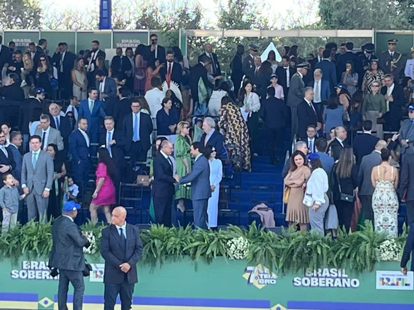 Imagem colorida do vice-presidente Geraldo Alckmin e ministro do Turismo, Celso Sabino - Metrópoles