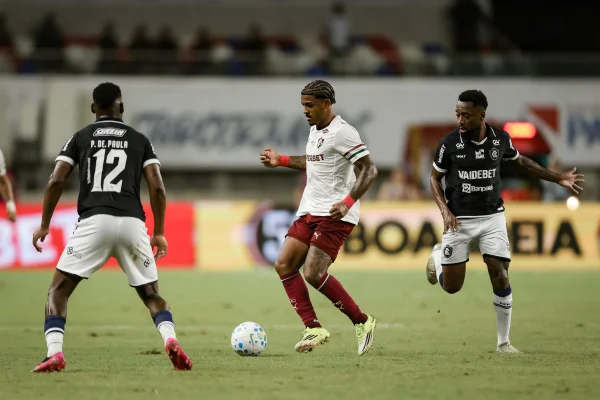 O Remo recebeu o Fluminense no Mangueirão pela 5ª rodada do Campeonato Brasileiro