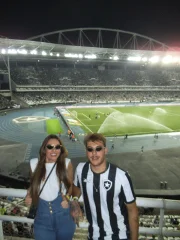Patrícia Poeta e o filho, Felipe Poeta no Estádio Nilton Santos