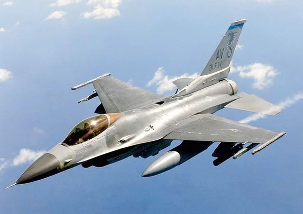F-16 Fighting Falcon