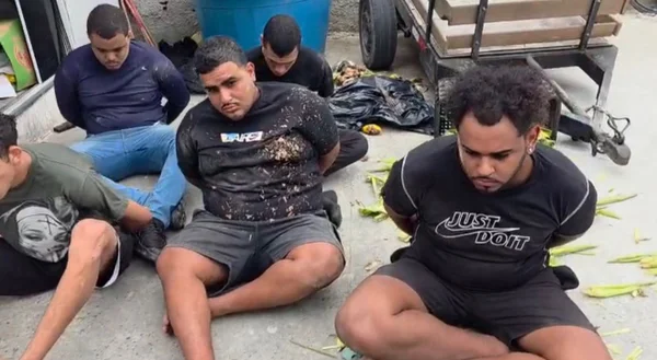 Cinco milicianos são presos após troca de tiros com a polícia no Rio