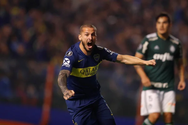 Foto colorida de Benedetto, atacante do Boca Jrs - Metrópoles