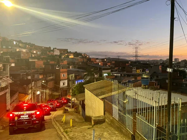 Quadrilha usa grupo de pornografia para extorquir autoridades do DF