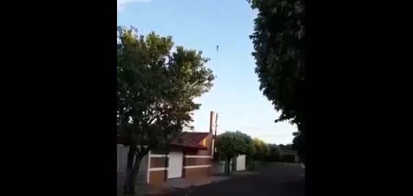 Balão cai em Ibitinga (SP)