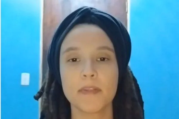 Mariana, a mulher agredida por bolsonarista, fala pela primeira vez
