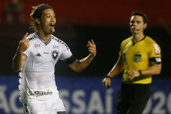 Honda comemora gol pelo Botafogo