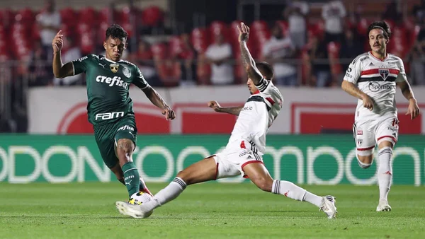 São Paulo reage após derrota e vence o Palmeiras na Copa do Brasil