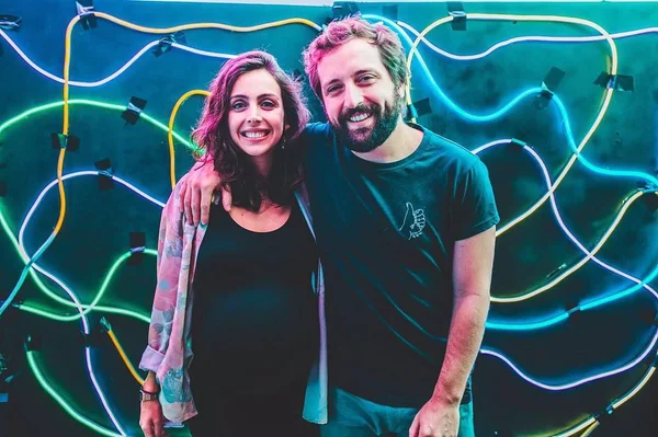 Nasce Marieta, filha de Gregório Duvivier e Giovanna Nader