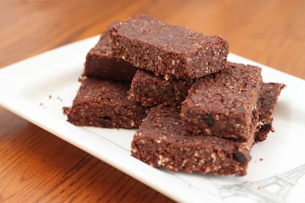 Jovens são autuadas por tráfico após venderem brownie de maconha