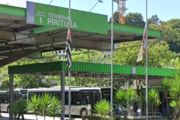 Ia fazer exames, mas morreu atropelada por ônibus no Terminal Pirituba