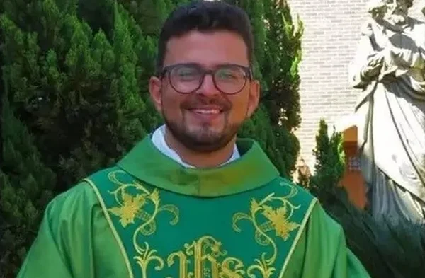 Padre Gustavo Trindade