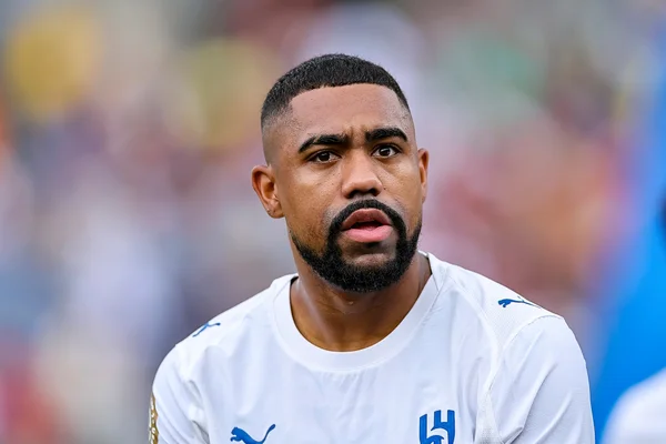 Foto colorida de Malcom, jogador do Al-Hilal - Metrópoles