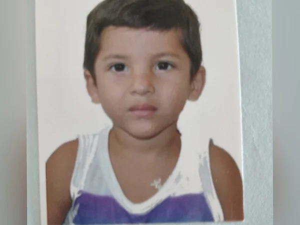 Criança de 5 anos morre após cair em poço enquanto brincava