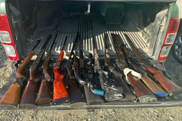 Armas
