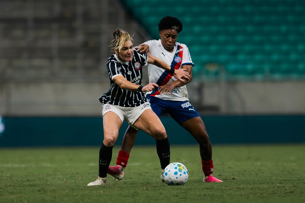 As equipes se enfrentam pela semifinal do Brasileirão As equipes se enfrentam pela semifinal do Brasileirão