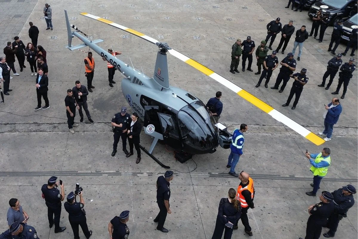 Prefeitura de São Paulo lança app e helicóptero integrados ao Smart Sampa Prefeitura de São Paulo lança app e helicóptero integrados ao Smart Sampa