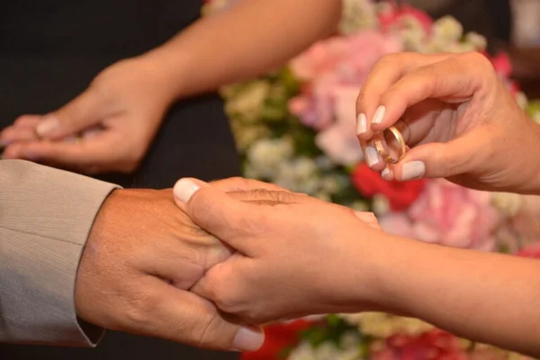 goias casamento comunitario alianças