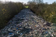 Montanha de lixo na Inglaterra